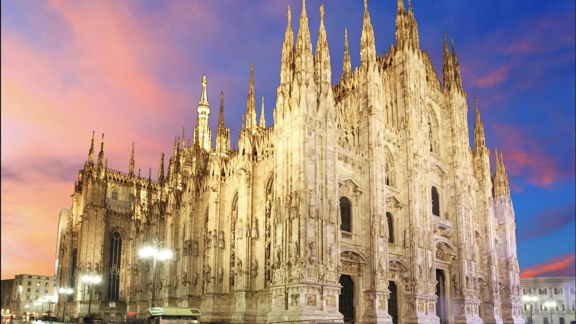 アパート Homnest I Milano Duomo Penthouseアパートメント
