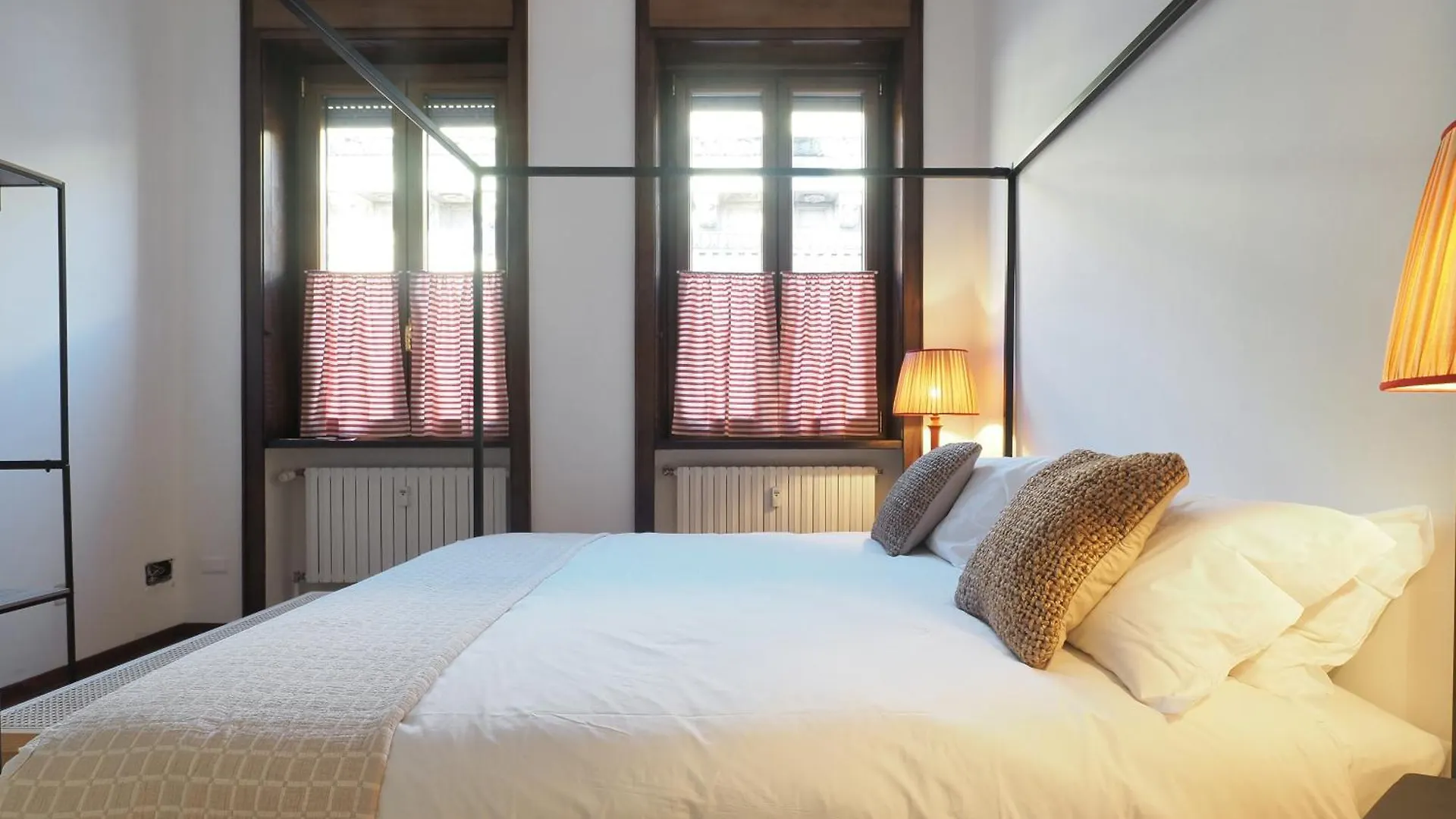 Homnest I Milano Duomo Penthouseアパートメント 0*, ミラノ